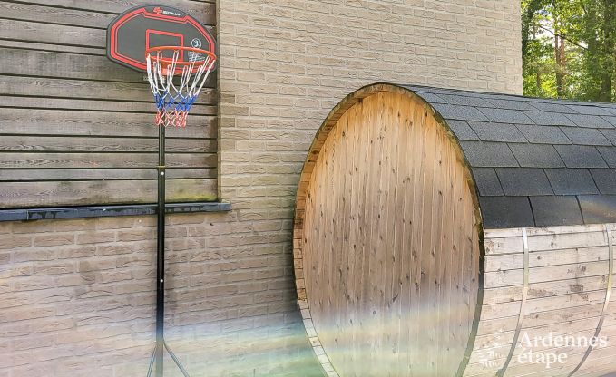 Vrijstaande vakantiewoning in reze voor 4 personen met privtuin, buitensauna en speeltoestellen