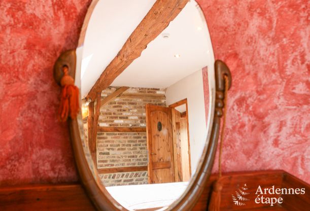 Ruime woning voor 12 personen in Ereze, 6 slaapkamers, sauna, jacuzzi, speelkamer, Ardennen