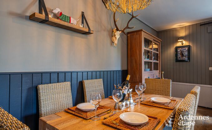 Charmante vakantiewoning voor 6 personen in �rez�e met 3 slaapkamers, priv�terras en houtkachel nabij de rustige Aisne-rivier