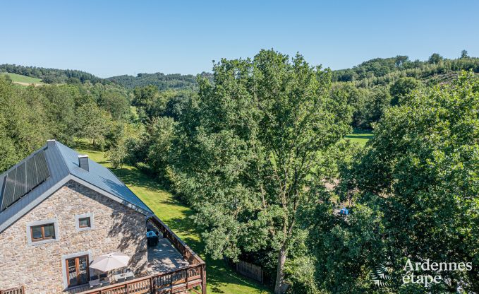 Vakantiehuis met overgedekte jacuzzi in Erez�e voor 16 personen in de Ardennen