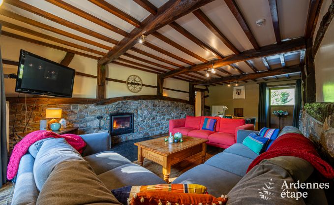 Vakantiehuis met overgedekte jacuzzi in Erez�e voor 16 personen in de Ardennen