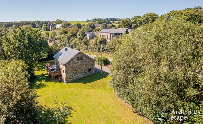 Vakantiehuis met overgedekte jacuzzi in Erez�e voor 16 personen in de Ardennen