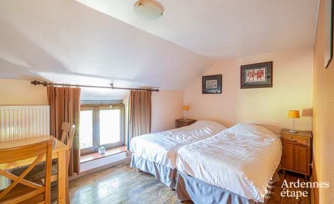 Vakantiehuis met overgedekte jacuzzi in Erez�e voor 16 personen in de Ardennen