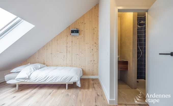 Ruim vakantiehuis in Erez�e met zwembad en fitnessruimte voor 38 sportievelingen