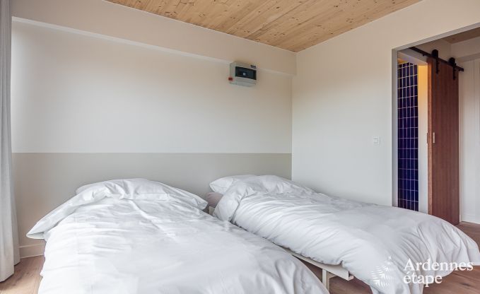 Ruim vakantiehuis in Erez�e met zwembad en fitnessruimte voor 38 sportievelingen