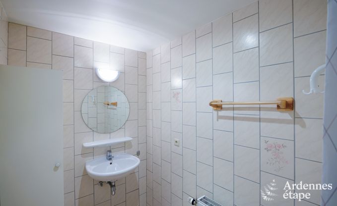 Ruim vakantiehuis in Erez�e met zwembad en fitnessruimte voor 38 sportievelingen