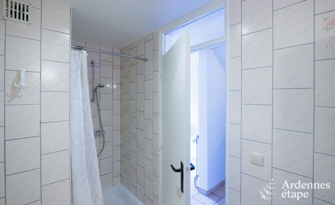 Ruim vakantiehuis in Erez�e met zwembad en fitnessruimte voor 38 sportievelingen