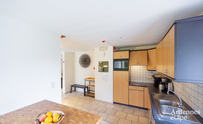 Ruim vakantiehuis in Erez�e met zwembad en fitnessruimte voor 38 sportievelingen