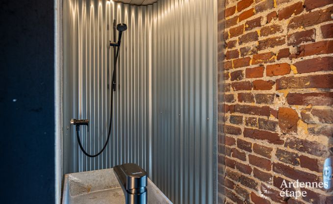 Uitzonderlijke vakantiewoning in Esneux voor 18 personen met 6 slaapkamers, infinity pool en buitenjaccuzi