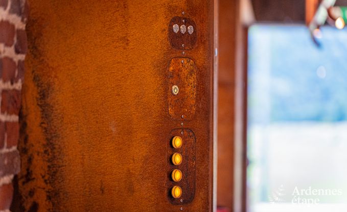 Uitzonderlijke vakantiewoning in Esneux voor 18 personen met 6 slaapkamers, infinity pool en buitenjaccuzi