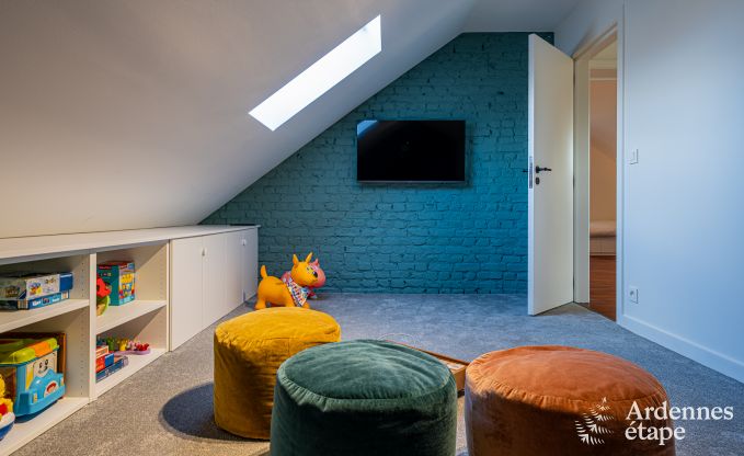 Ruim vakantiehuis voor 12 personen in Eupen met 5 slaapkamers, 5 badkamers, jacuzzi en priv�tuin