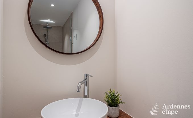 Ruim vakantiehuis voor 12 personen in Eupen met 5 slaapkamers, 5 badkamers, jacuzzi en priv�tuin