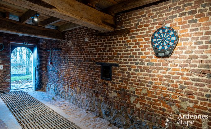 Ruim vakantiehuis voor 12 personen in Eupen met 5 slaapkamers, 5 badkamers, jacuzzi en priv�tuin