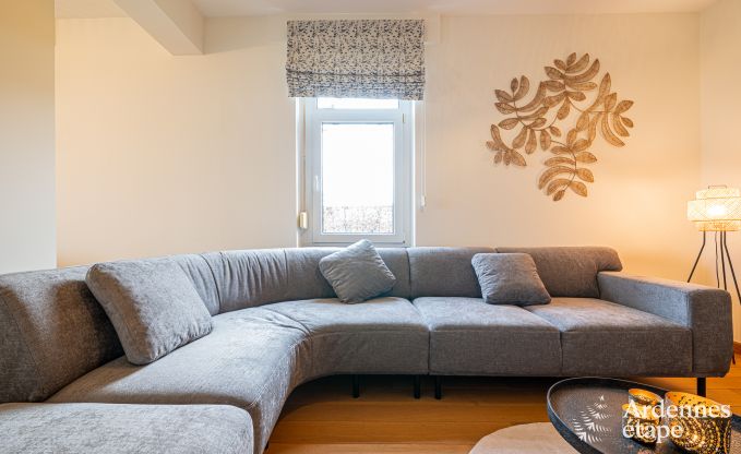 Ruim vakantiehuis voor 12 personen in Eupen met 5 slaapkamers, 5 badkamers, jacuzzi en priv�tuin