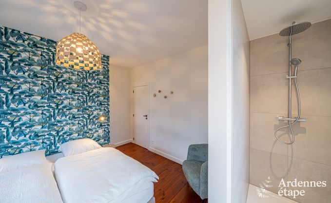 Ruim vakantiehuis voor 12 personen in Eupen met 5 slaapkamers, 5 badkamers, jacuzzi en priv�tuin