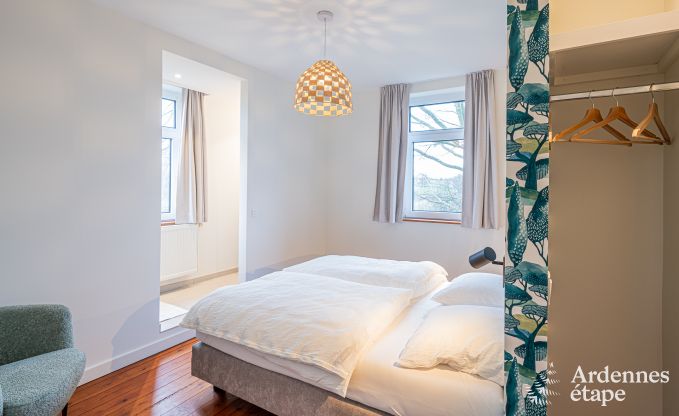 Ruim vakantiehuis voor 12 personen in Eupen met 5 slaapkamers, 5 badkamers, jacuzzi en priv�tuin