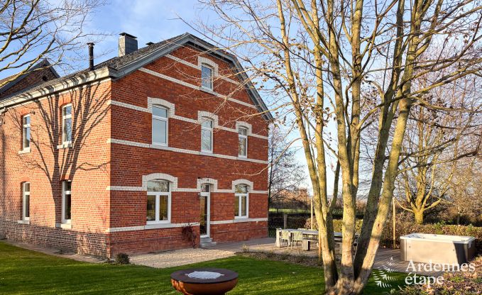 Ruim vakantiehuis voor 12 personen in Eupen met 5 slaapkamers, 5 badkamers, jacuzzi en priv�tuin
