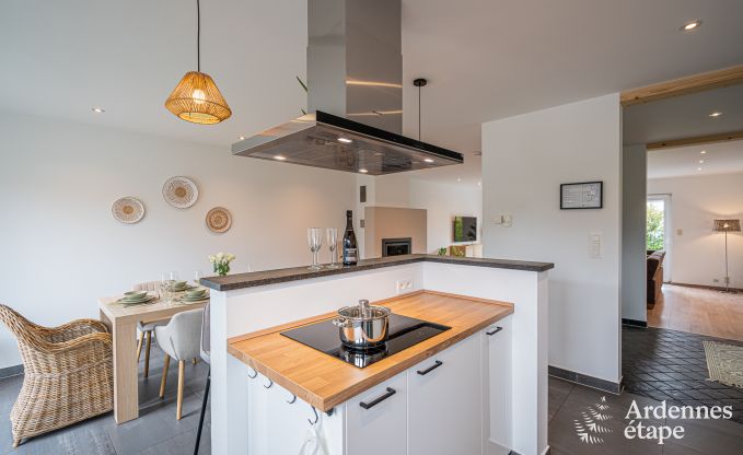 Comfortabel huis voor 7 personen in Eupen met 4 slaapkamers, moderne keuken, priv�terras en tuin