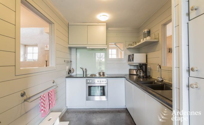 Authentiek vakantiehuis voor 32 personen in Maredsous, in de vallei van de Molign�e