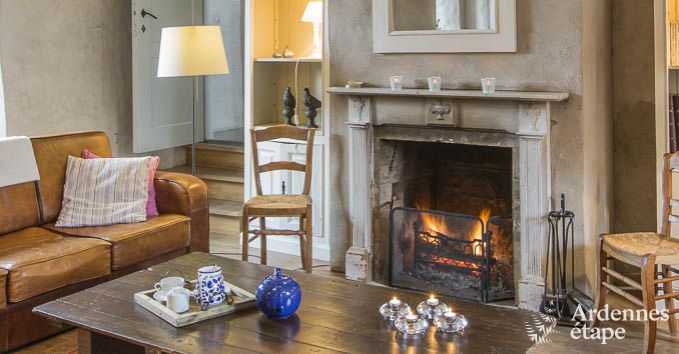 Authentiek vakantiehuis voor 32 personen in Maredsous, in de vallei van de Molign�e