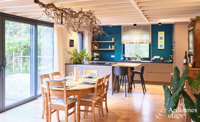 Charmante chalet voor 2 personen in Ferrires met houtkachel, tuin en
privterras aan het water