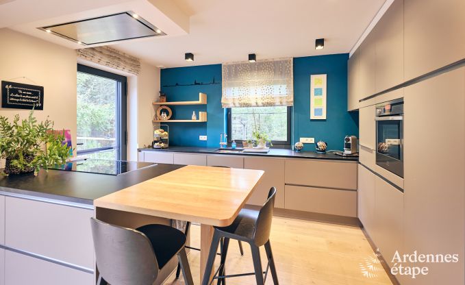 Charmante chalet voor 2 personen in Ferrires met houtkachel, tuin en
privterras aan het water