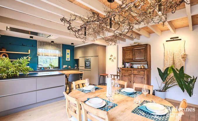 Charmante chalet voor 2 personen in Ferrires met houtkachel, tuin en
privterras aan het water