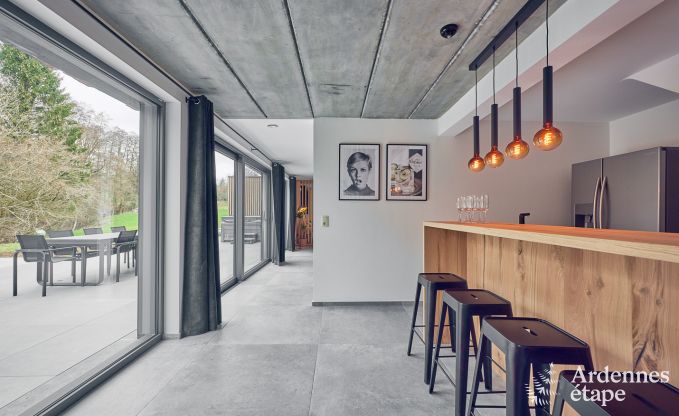 Luxe villa in Ferri�res Ardennen, 15 personen, 7 slaapkamers, spa, verwarmd zwembad, priv� tuin, aangepaste voorzieningen