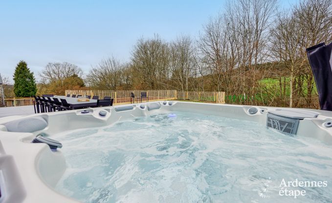 Luxe villa in Ferri�res Ardennen, 15 personen, 7 slaapkamers, spa, verwarmd zwembad, priv� tuin, aangepaste voorzieningen