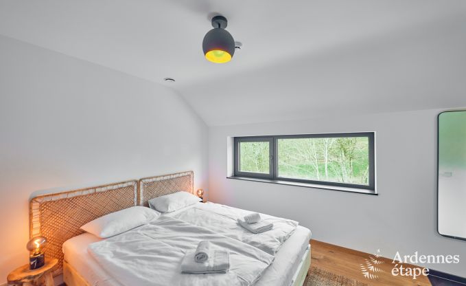 Luxe villa in Ferri�res Ardennen, 15 personen, 7 slaapkamers, spa, verwarmd zwembad, priv� tuin, aangepaste voorzieningen