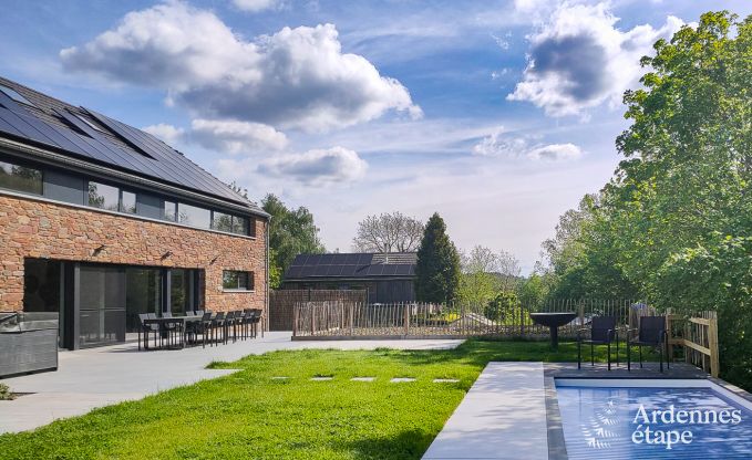 Luxe villa in Ferri�res Ardennen, 15 personen, 7 slaapkamers, spa, verwarmd zwembad, priv� tuin, aangepaste voorzieningen