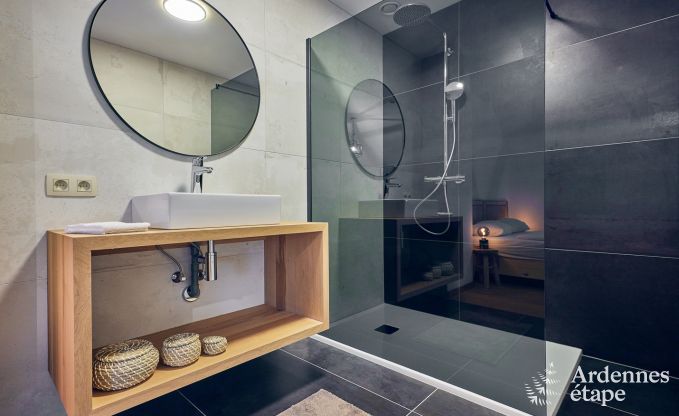 Luxe villa in Ferri�res Ardennen, 15 personen, 7 slaapkamers, spa, verwarmd zwembad, priv� tuin, aangepaste voorzieningen