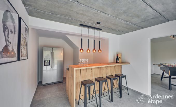 Luxe villa in Ferri�res Ardennen, 15 personen, 7 slaapkamers, spa, verwarmd zwembad, priv� tuin, aangepaste voorzieningen