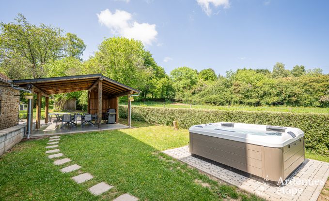 Vakantiehuis in Ferri�res voor 32 personen in de Ardennen