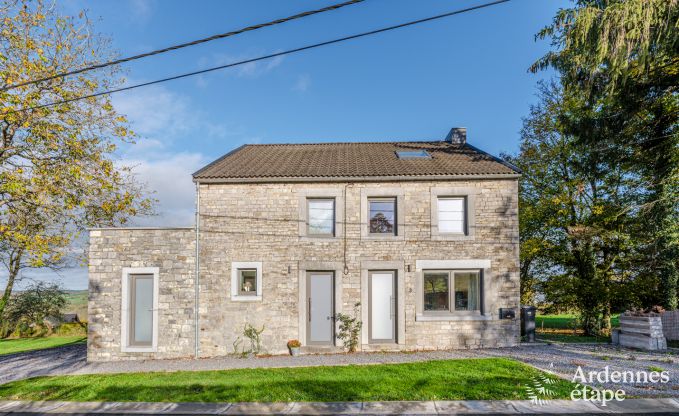 Charmante vakantiewoning in Ferri�res voor 8 personen