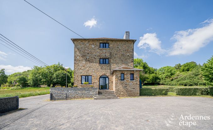 Vakantiehuis in Ferri�res voor 32 personen in de Ardennen