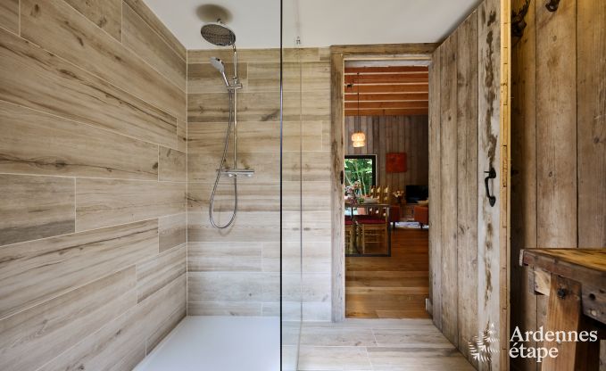 Charmante chalet voor 4 personen met 2 slaapkamers, priv�terras en barbecue