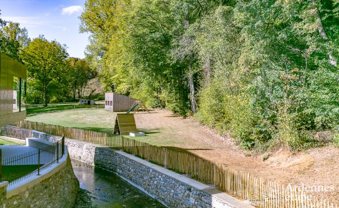 Vakantiehuis in Florennes voor 20 personen in de Ardennen