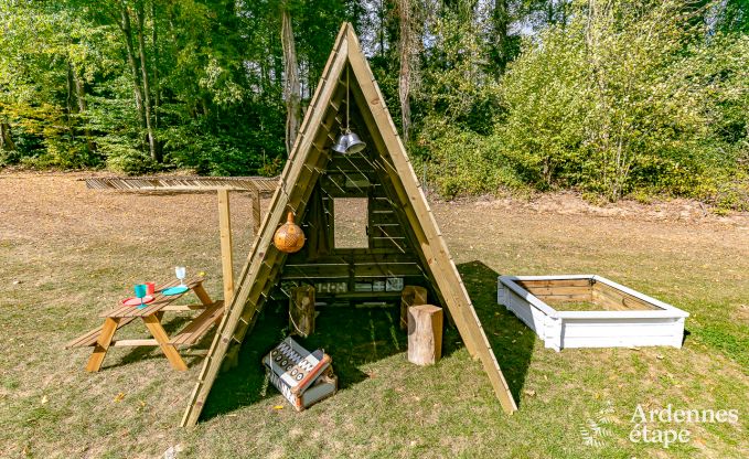 Vakantiehuis in Florennes voor 20 personen in de Ardennen
