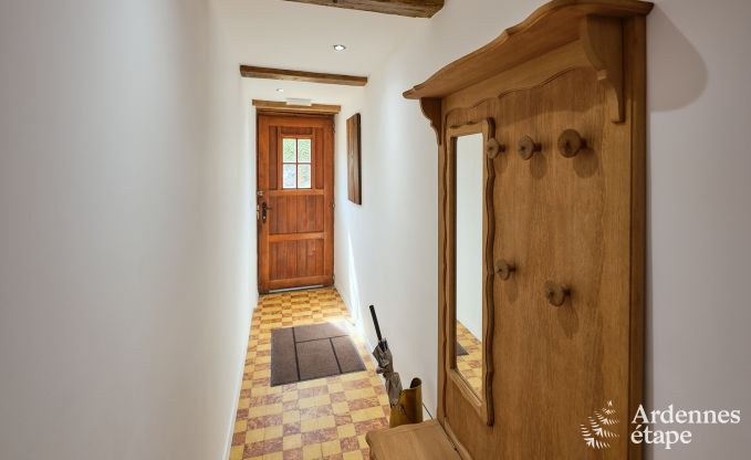 Charmante vakantiewoning voor 8 personen in Florenville met 4 slaapkamers, wellness en speeltoren aan de Semois