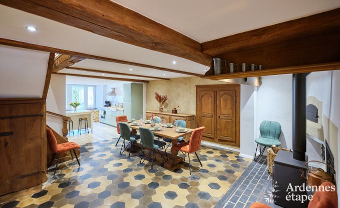 Charmante vakantiewoning voor 8 personen in Florenville met 4 slaapkamers, wellness en speeltoren aan de Semois