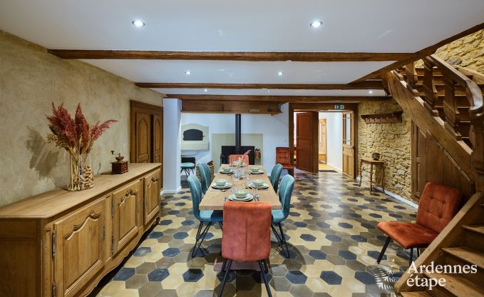 Charmante vakantiewoning voor 8 personen in Florenville met 4 slaapkamers, wellness en speeltoren aan de Semois