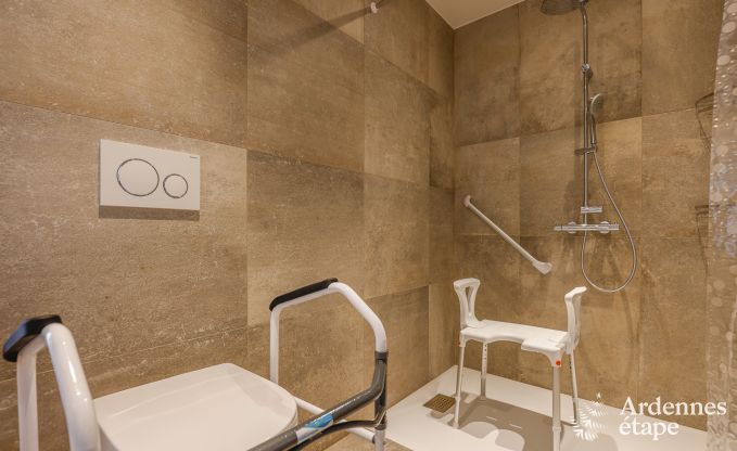 Vakantiehuis in Fosses-la-Ville voor 16 personen in de Ardennen