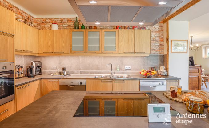 Vakantiehuis in Fosses-la-Ville voor 16 personen in de Ardennen