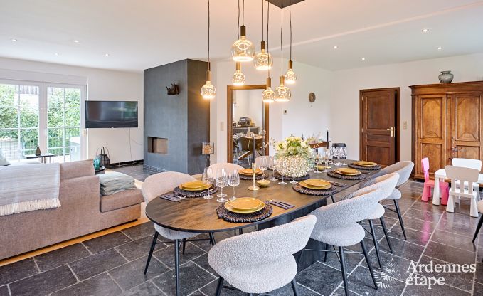 Ruime comfortabele vakantiewoning voor 10 personen in Voeren met privzwembad, jacuzzi en tuin