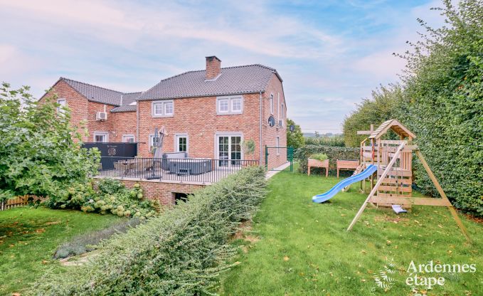 Ruime comfortabele vakantiewoning voor 10 personen in Voeren met privzwembad, jacuzzi en tuin
