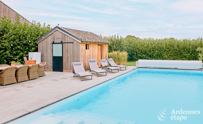 Ruime comfortabele vakantiewoning voor 10 personen in Voeren met privzwembad, jacuzzi en tuin