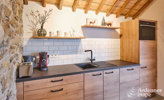 Gezellig vakantiehuis in Francorchamps voor 4 personen met priv�terras met uitzichten en houten warmwaterbad