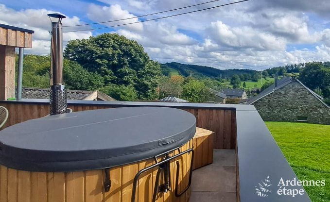 Gezellig vakantiehuis in Francorchamps voor 4 personen met priv�terras met uitzichten en houten warmwaterbad