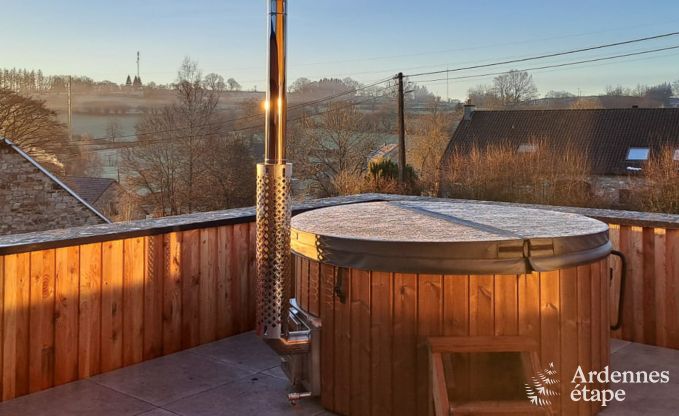 Gezellig vakantiehuis in Francorchamps voor 4 personen met priv�terras met uitzichten en houten warmwaterbad